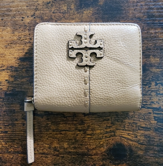 Tory Burch McGraw Bi-Fold Wallet Womens  Leather Camel Brown - Picture 4 of 16